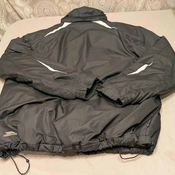 Trespass Weatherproof Bomber Style Jacket Mens Large  - Excellent Used Condition - Picture 9 of 16